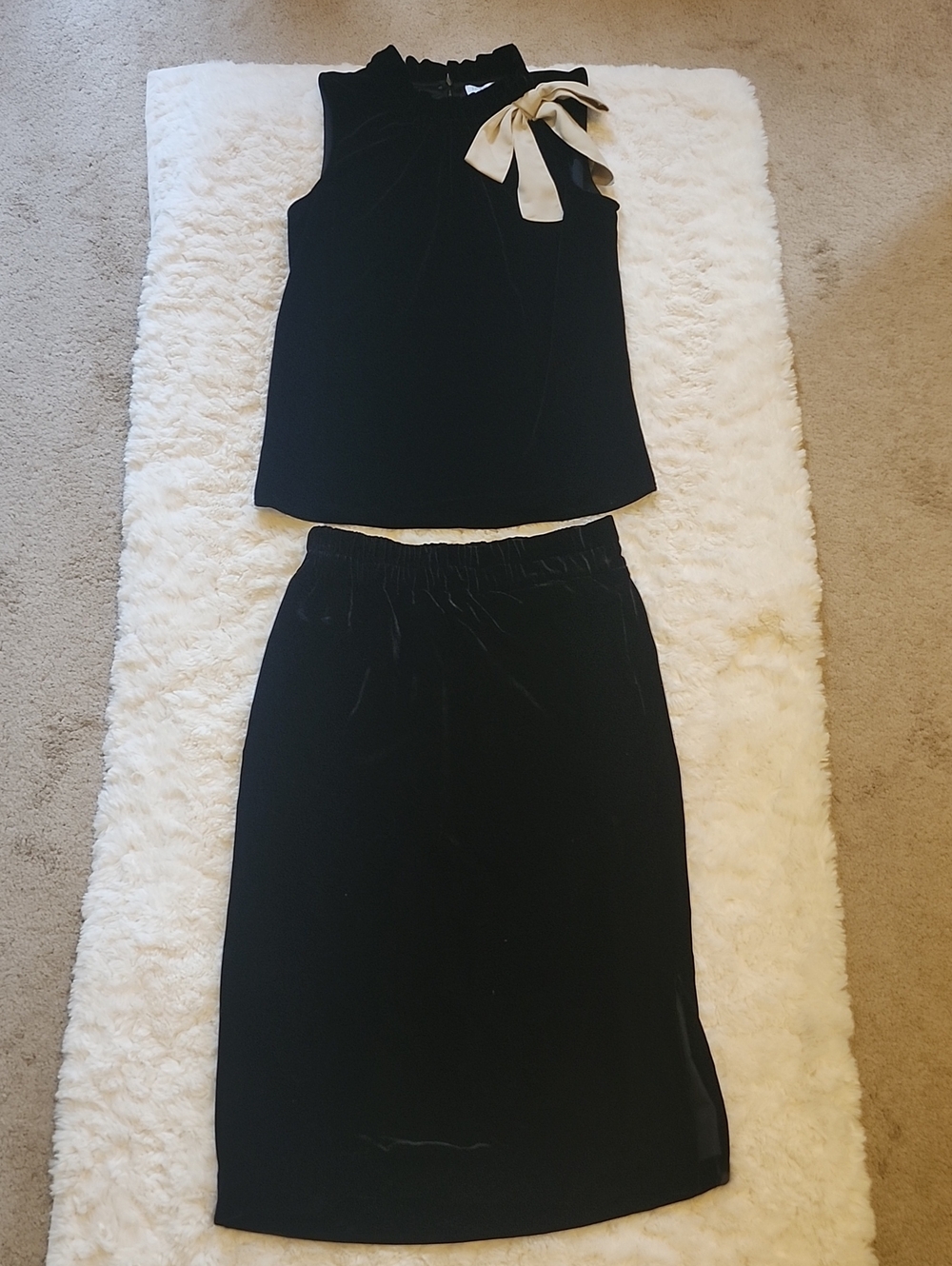 Black Velvet Two-Piece Dress Set with Cream Bow